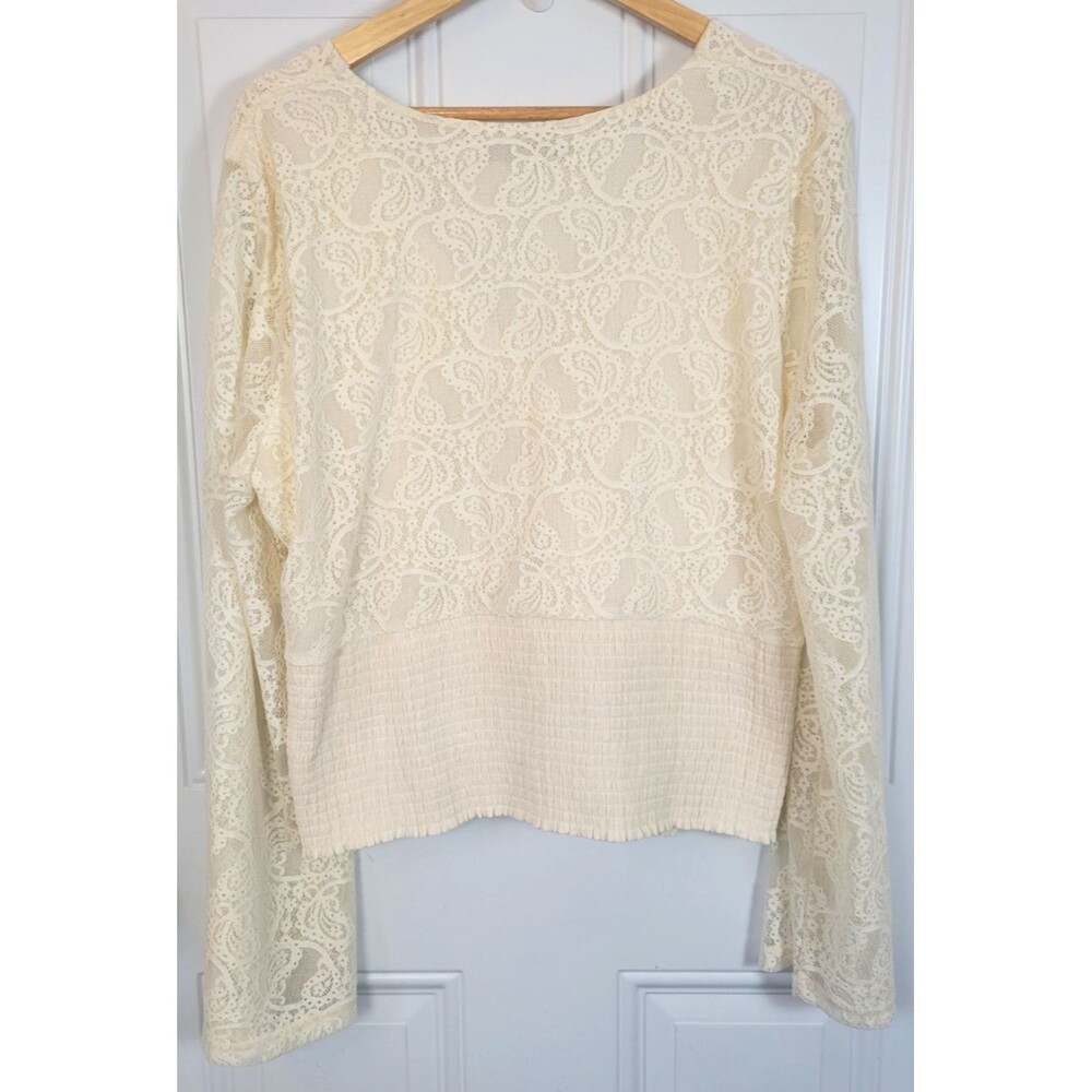 Shyanne Long Bell Sleeve Lace Top Size XXL - Picture 7 of 7